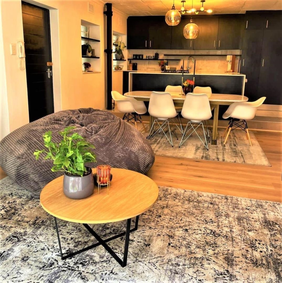 To Let 3 Bedroom Property for Rent in Sea Point Western Cape